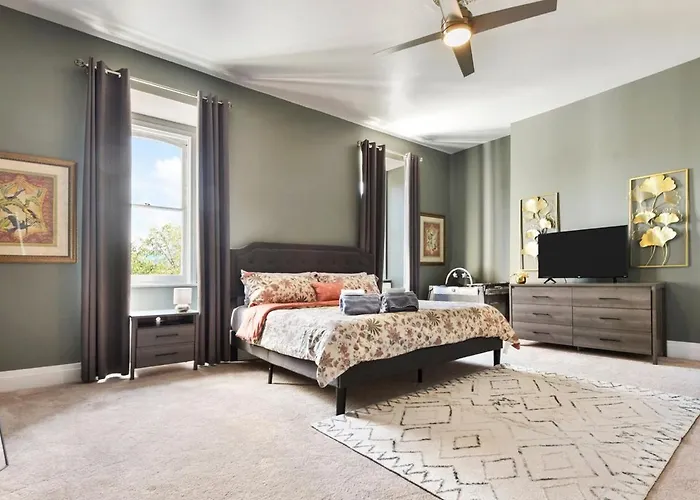 Elegant 6br - Walk To The Riverfront, Casino! * Pittsburgh