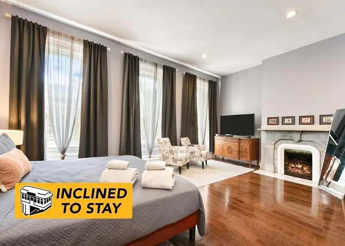 Elegant 6br - Walk To The Riverfront, Casino! Hébergement de vacances