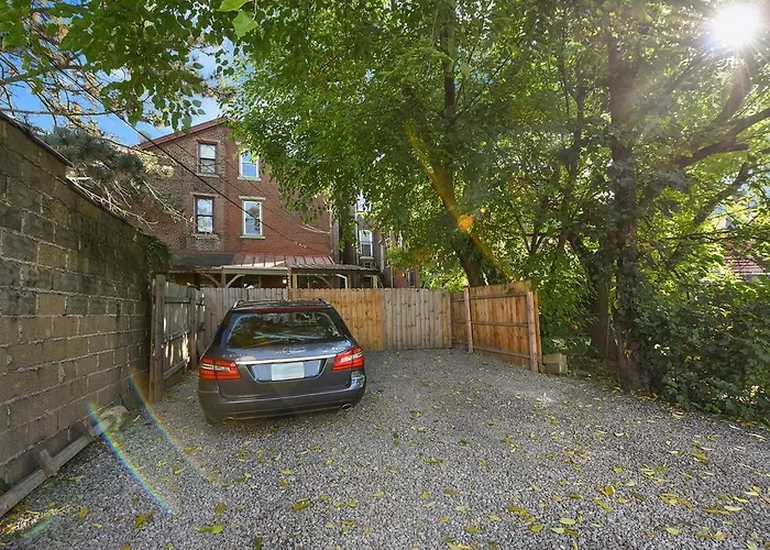 Elegant 6br - Walk To The Riverfront, Casino! * Pittsburgh